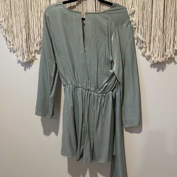 Style U Romper - Picture 2 of 4